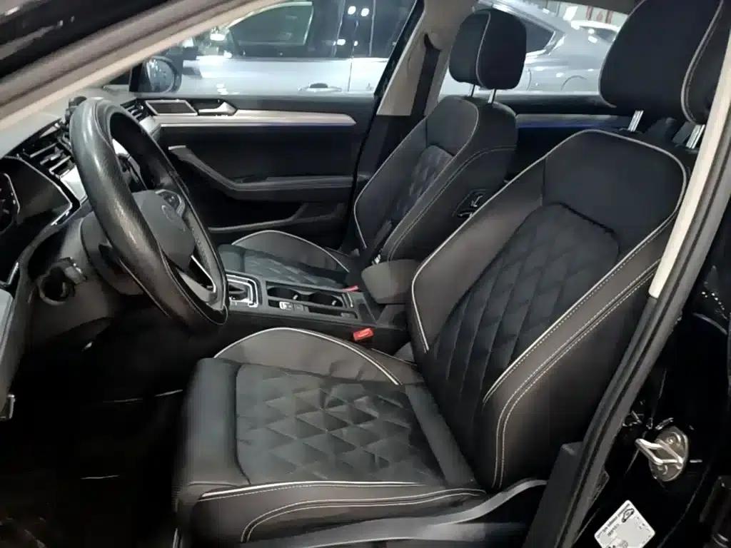 2022 Volkswagen Passat PHEV GTE Luxury Edition — миниатюра 15