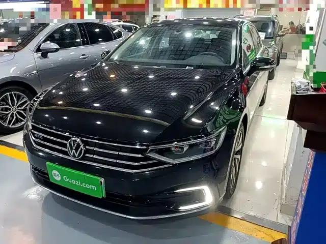 2022 Volkswagen Passat PHEV GTE Luxury Edition