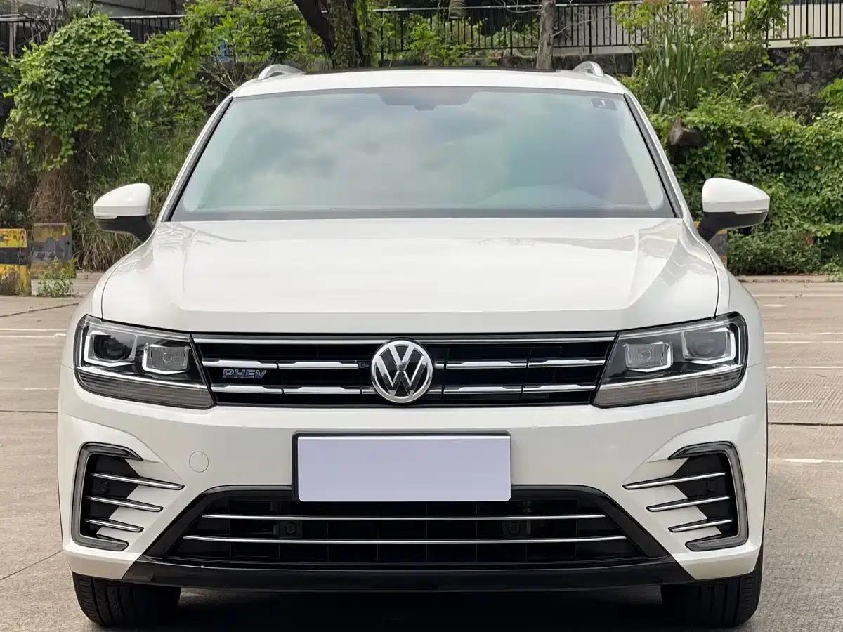 2021 Volkswagen Tiguan L Plug-in Hybrid 430PHEV Premium Edition — миниатюра 2