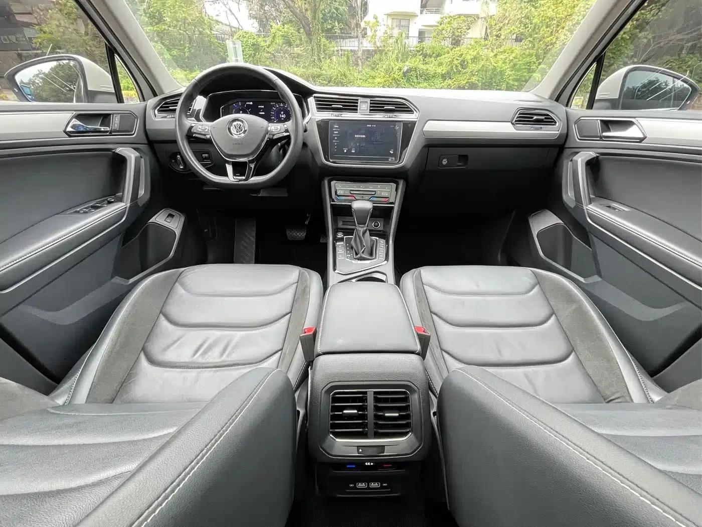2021 Volkswagen Tiguan L Plug-in Hybrid 430PHEV Premium Edition — миниатюра 12