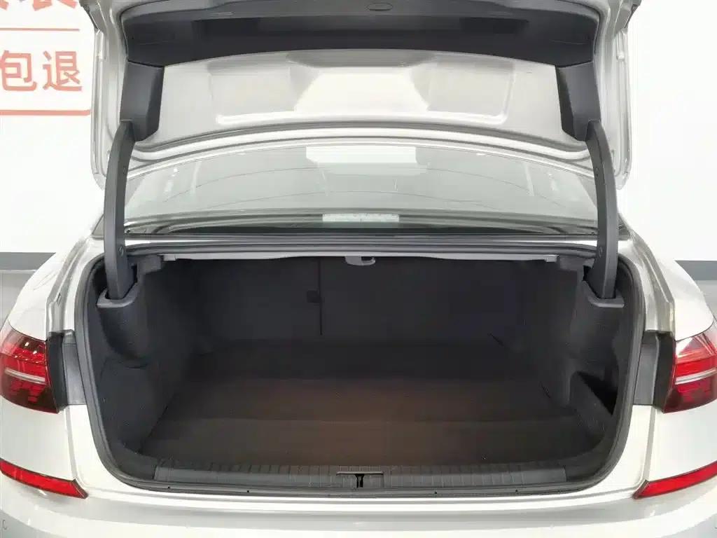 2020 Volkswagen Passat Plug-in Hybrid 430PHEV Hybrid Luxury Edition (China VI Emission Standard) — миниатюра 16
