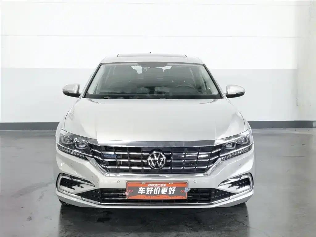2020 Volkswagen Passat Plug-in Hybrid 430PHEV Hybrid Luxury Edition (China VI Emission Standard) — миниатюра 3