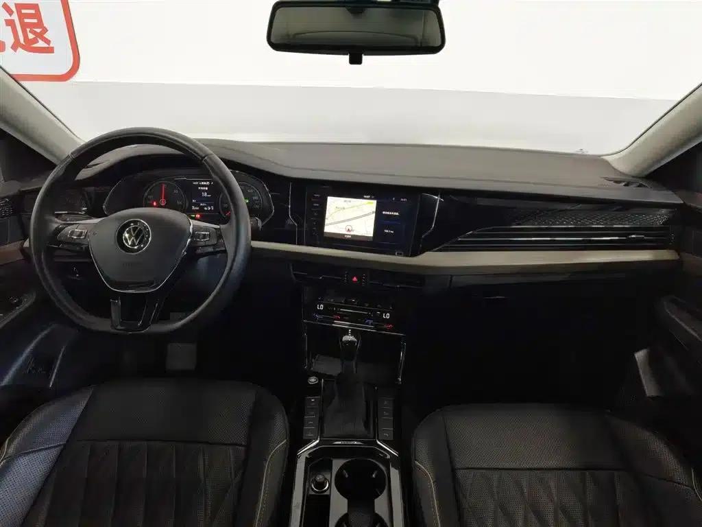 2020 Volkswagen Passat Plug-in Hybrid 430PHEV Hybrid Luxury Edition (China VI Emission Standard) — миниатюра 5