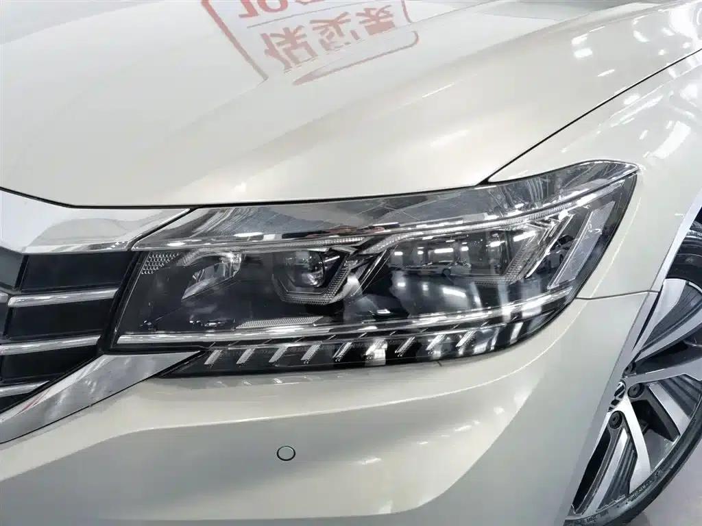 2020 Volkswagen Passat Plug-in Hybrid 430PHEV Hybrid Luxury Edition (China VI Emission Standard) — миниатюра 7