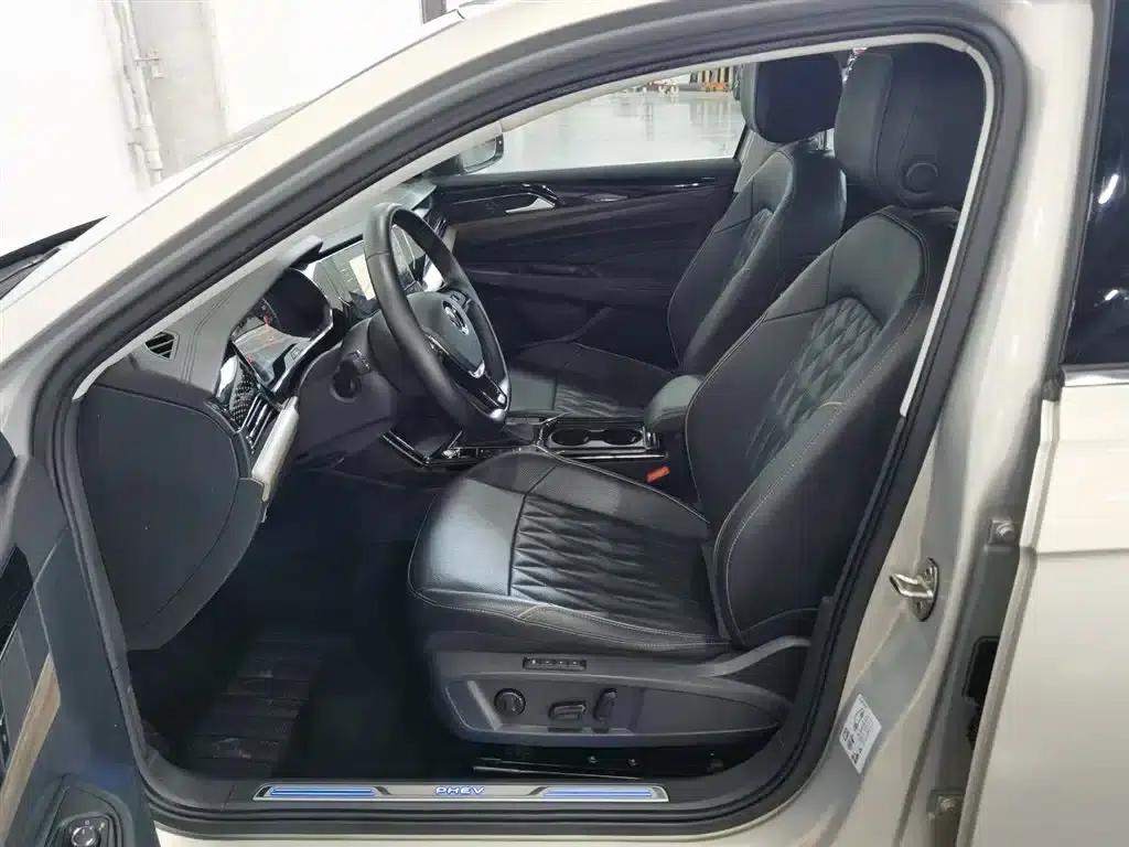 2020 Volkswagen Passat Plug-in Hybrid 430PHEV Hybrid Luxury Edition (China VI Emission Standard) — миниатюра 10