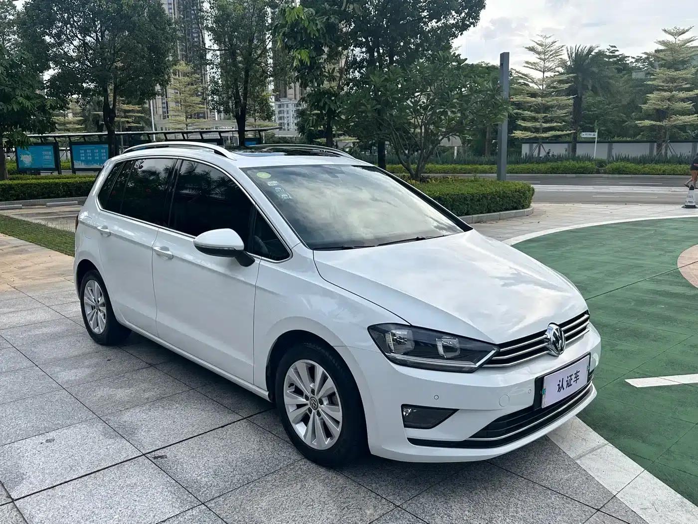 Golf Sportsvan 2018 230TSI Automatic Entry-Level — миниатюра 3