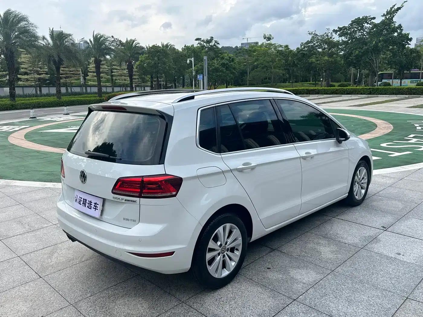 Golf Sportsvan 2018 230TSI Automatic Entry-Level — миниатюра 29