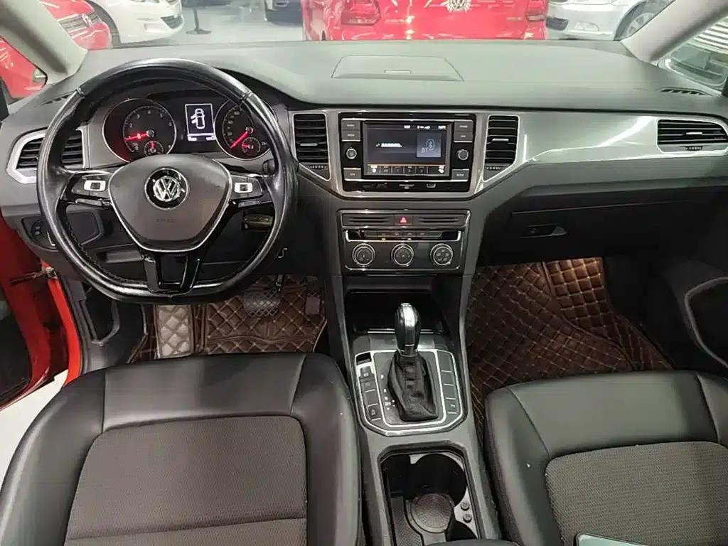 Golf Sportsvan 2018 230TSI Automatic Entry-Level — миниатюра 14