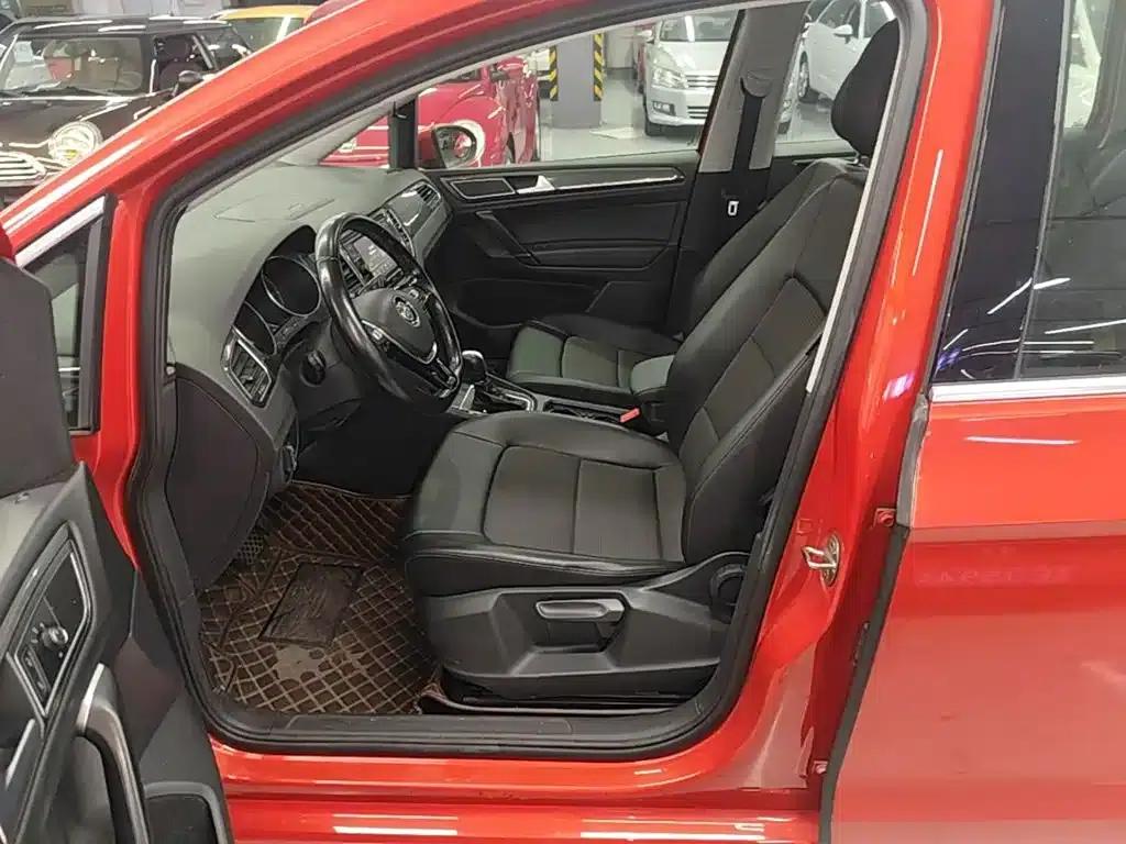 Golf Sportsvan 2018 230TSI Automatic Entry-Level — миниатюра 15