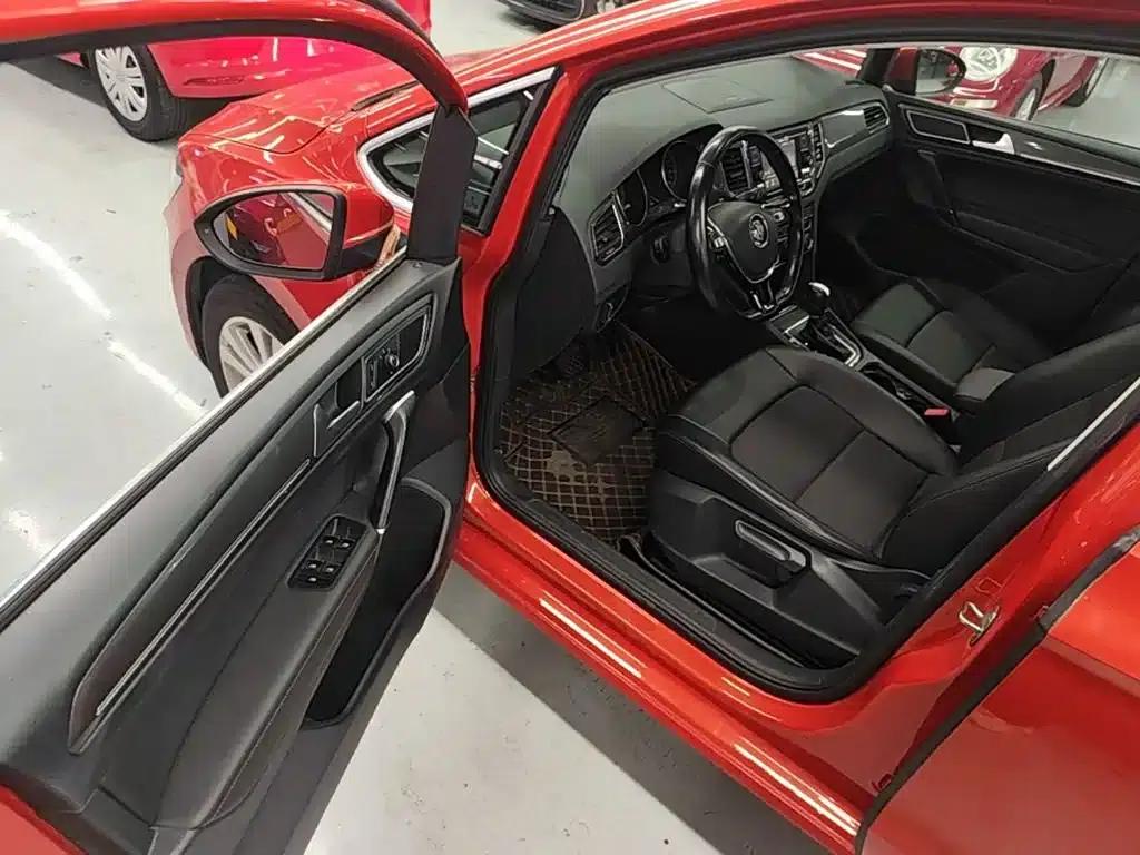 Golf Sportsvan 2018 230TSI Automatic Entry-Level — миниатюра 16