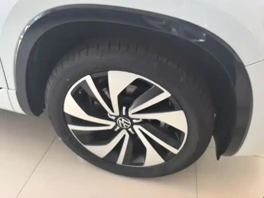 Tayron X 2023 330TSI 2WD Premium High-Performance Edition — миниатюра 6