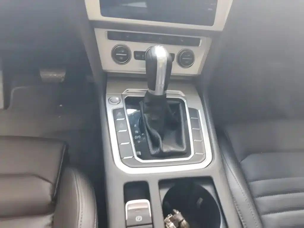 Passat Variant 2018 380TSI 2WD Comfortline — миниатюра 14