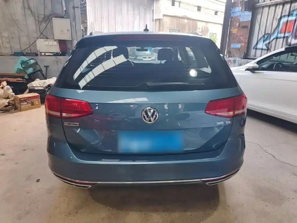 Passat Variant 2018 380TSI 2WD Comfortline — миниатюра 6