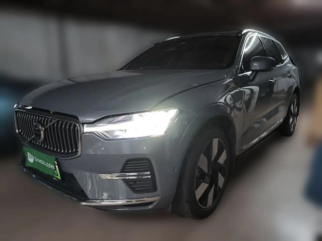 Volvo XC60 New Energy 2024 T8 Plug-in Hybrid Long-Range All-Wheel Drive Smart Luxury Edition — миниатюра 1