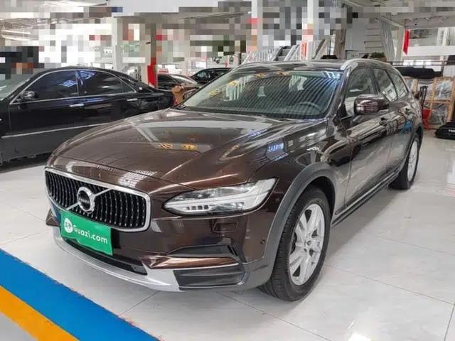 Volvo V90 2017 Cross Country T5 AWD Smart Range Edition