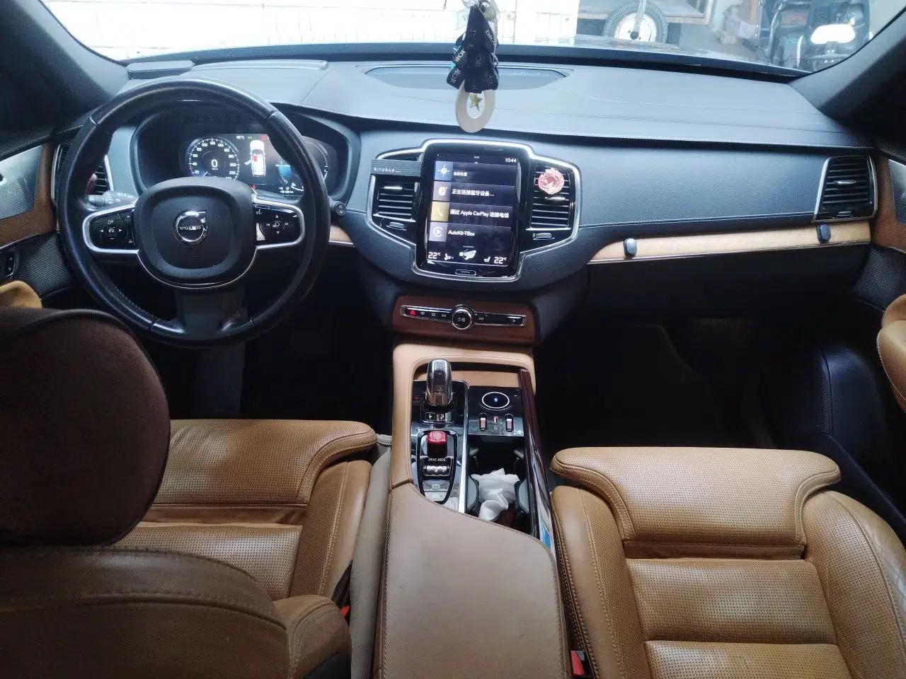 Volvo XC90 New Energy 2018 E-Drive Hybrid T8 Prestige 7-Seater — миниатюра 9
