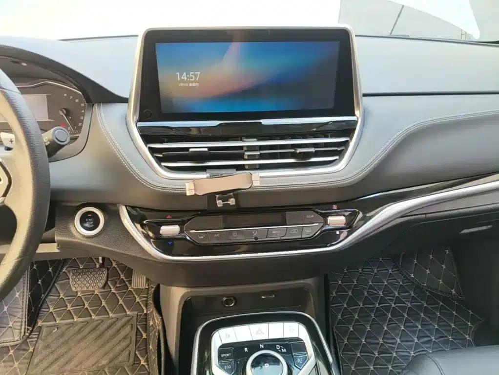 Maxus G20 2020 2.0T Gasoline Automatic Luxury Edition — миниатюра 13