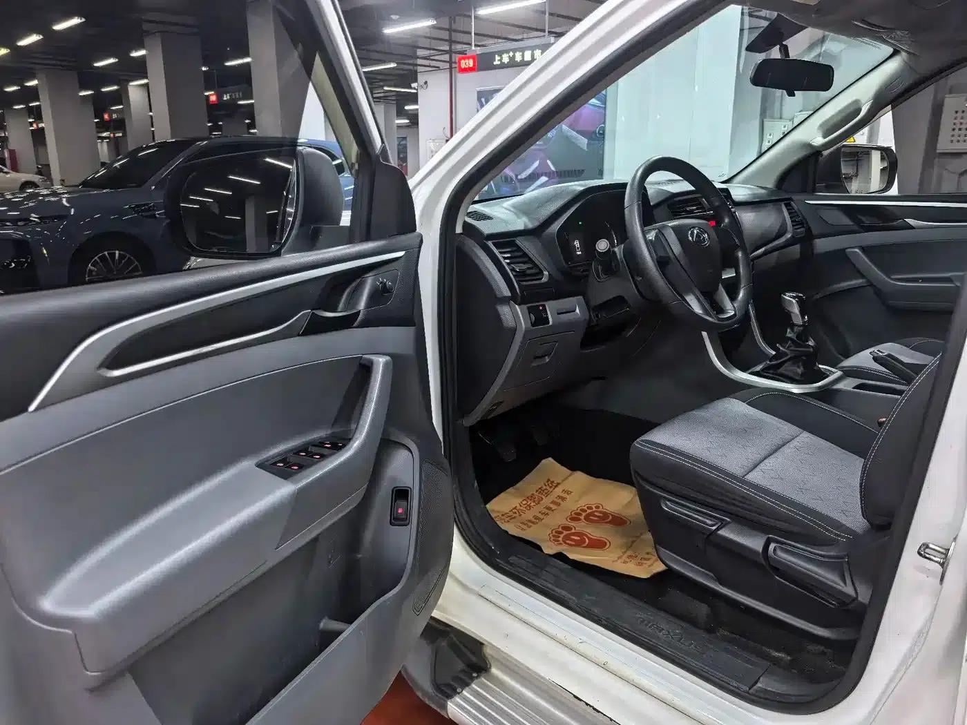 Maxus T60 2020 2.0T Diesel Manual 2WD High Chassis Pioneer Edition Standard Box (National VI Emission Standard) — миниатюра 7