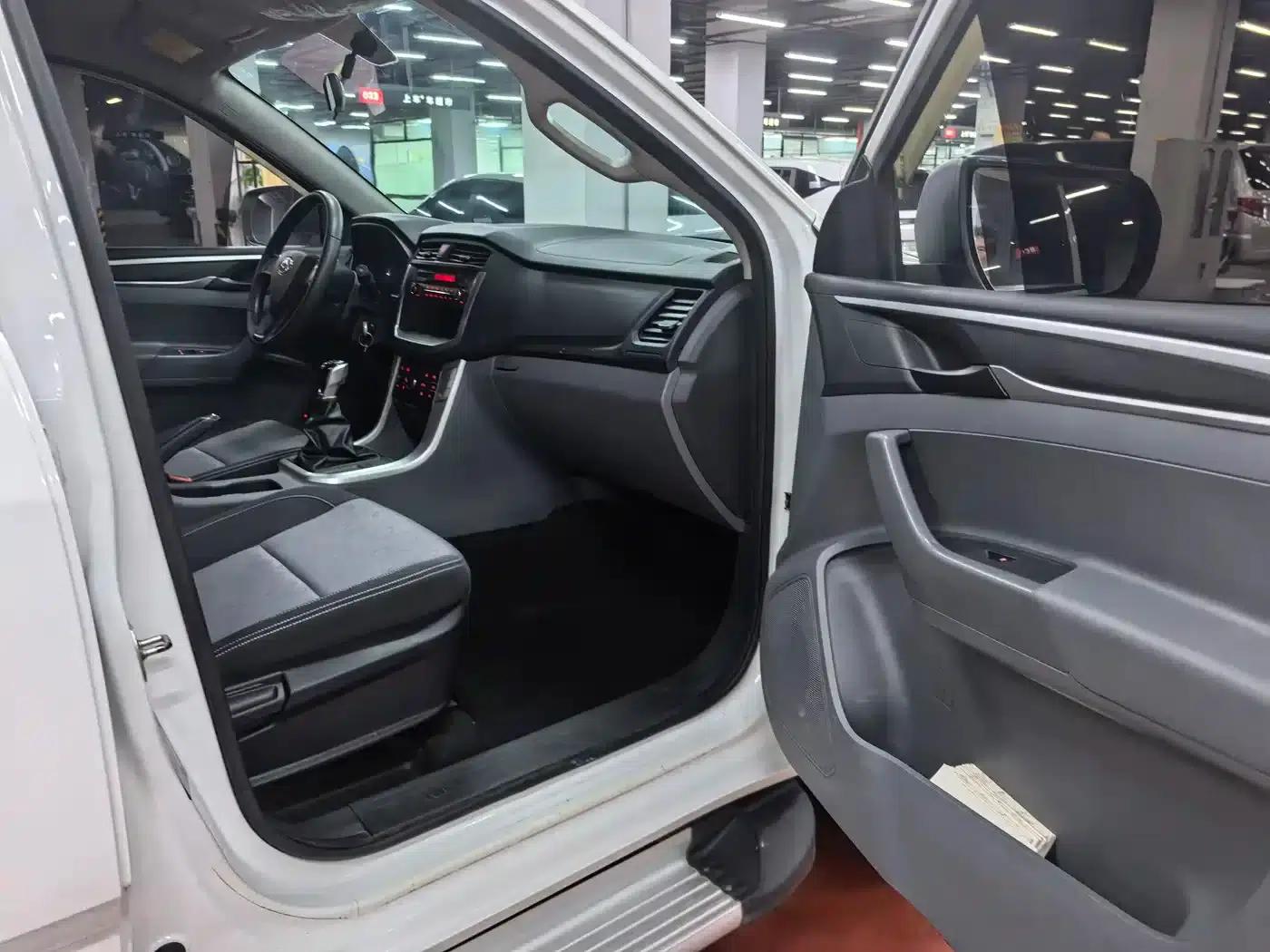 Maxus T60 2020 2.0T Diesel Manual 2WD High Chassis Pioneer Edition Standard Box (National VI Emission Standard) — миниатюра 10