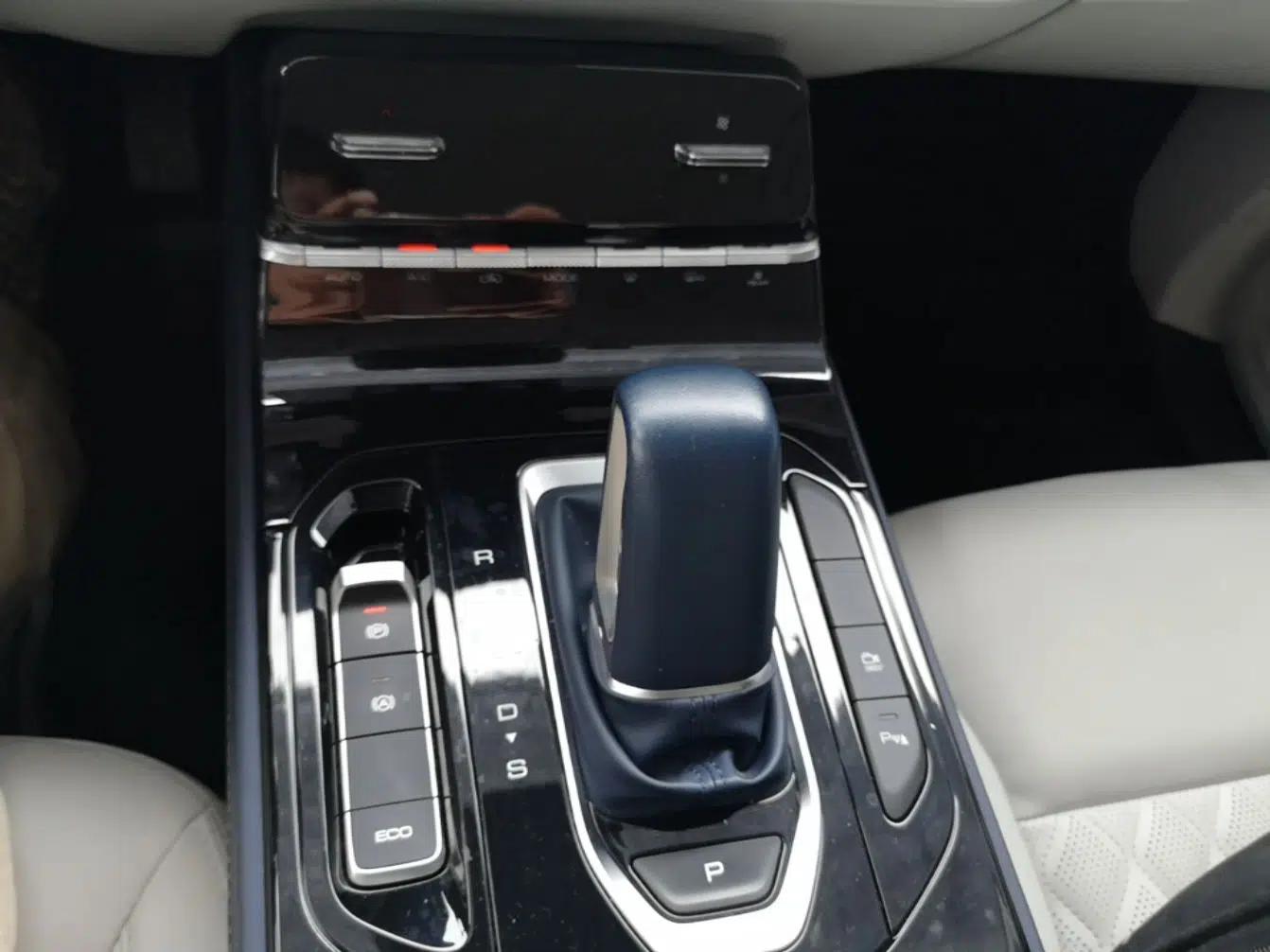 Wuling Victory 2023 2.0L DHT Luxury Edition — миниатюра 16