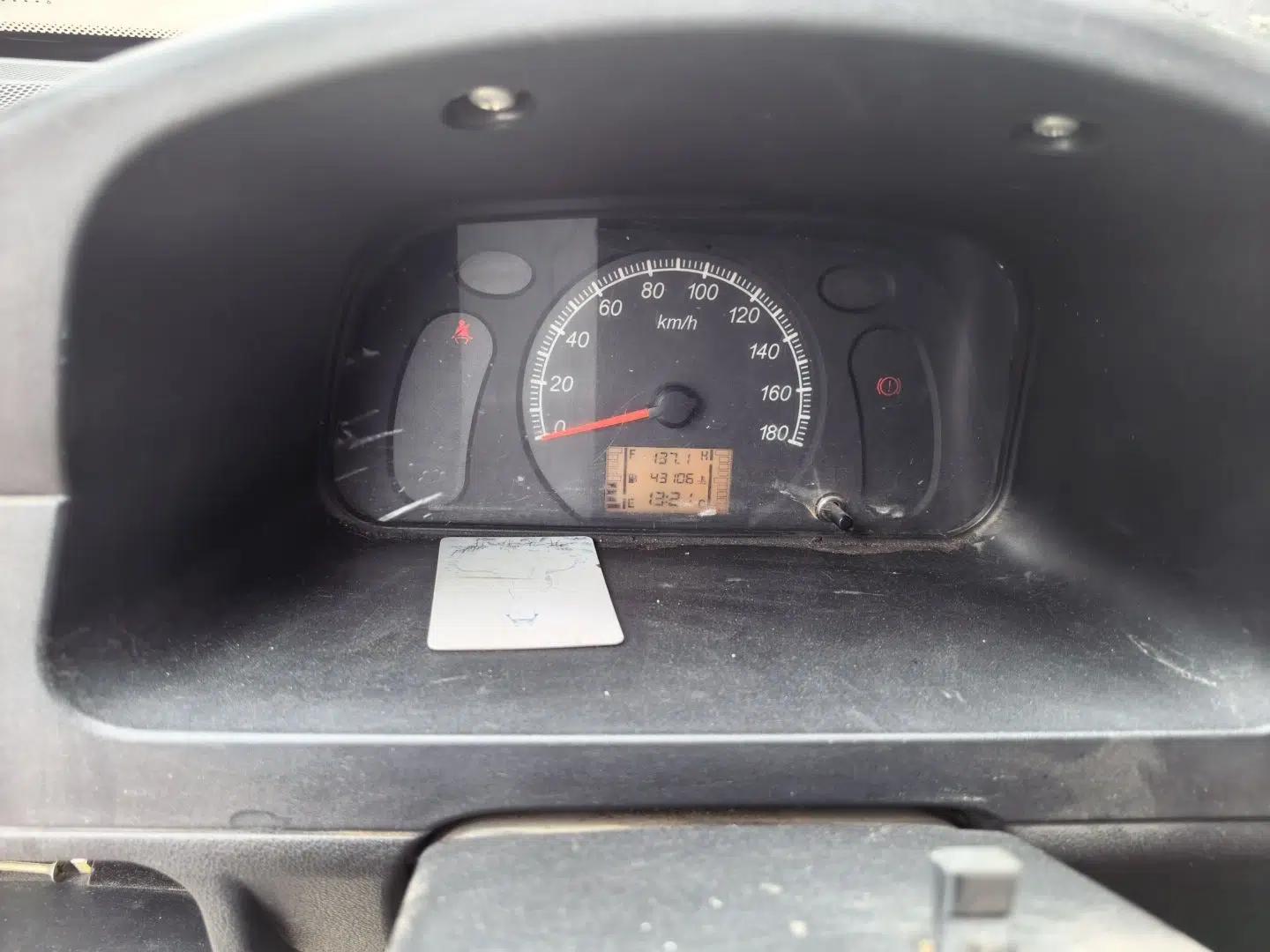 Wuling Zhiguang 2015 1.2L Practical LS-I Model — миниатюра 11