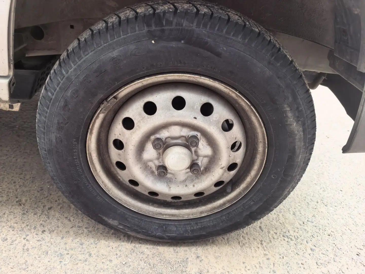 Wuling Zhiguang 2015 1.2L Practical LS-I Model — миниатюра 8