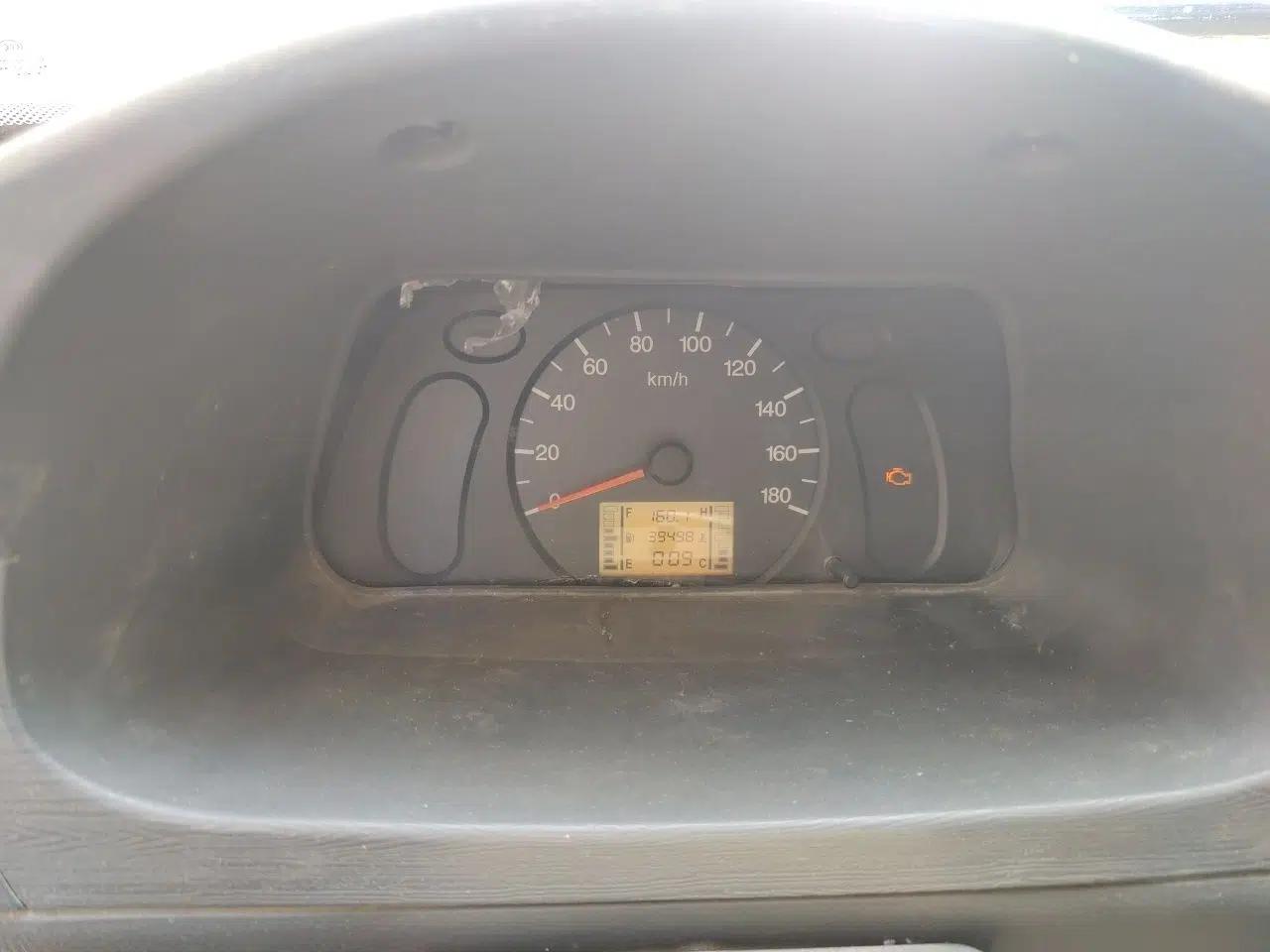 Wuling Zhiguang 2008 1.0L Standard Version — миниатюра 11