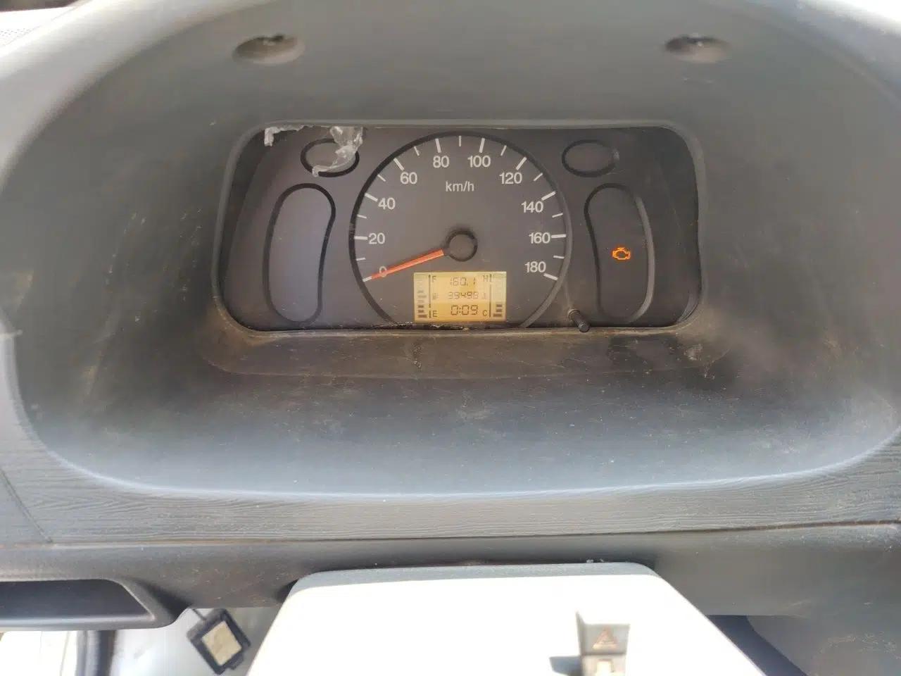 Wuling Zhiguang 2008 1.0L Standard Version — миниатюра 12