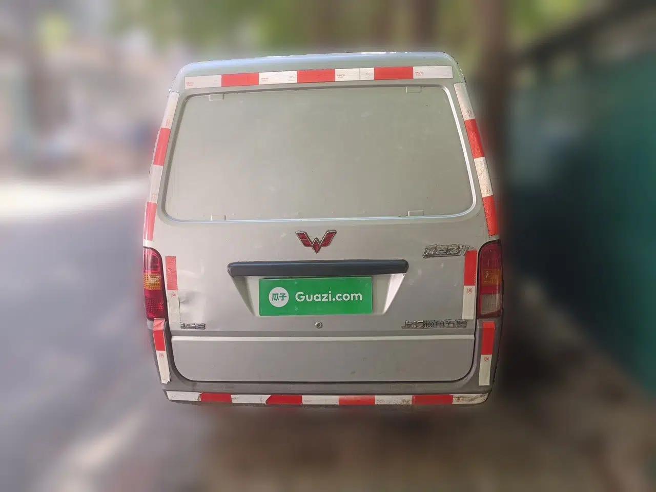 Wuling Zhiguang 2020 1.2L Van Utility Model China VI Emission Standard 2 Seats LSI — миниатюра 5