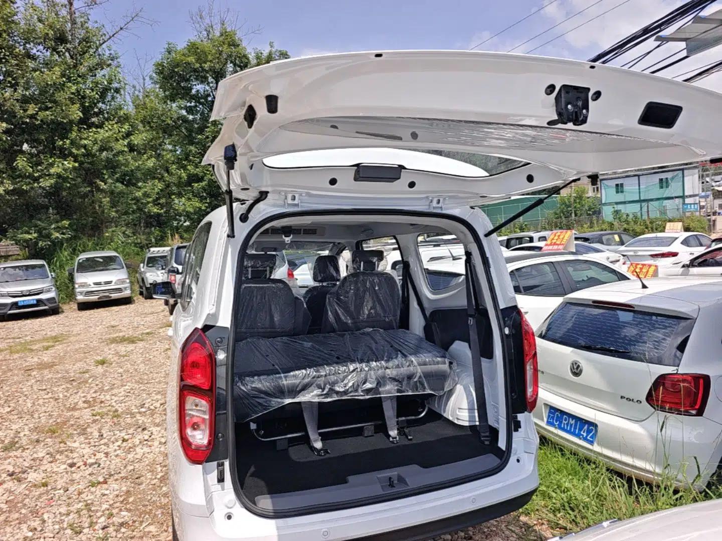 Wuling Hongguang New Energy 2025 Extended-Range Hybrid 50KM Comfort Version — миниатюра 22