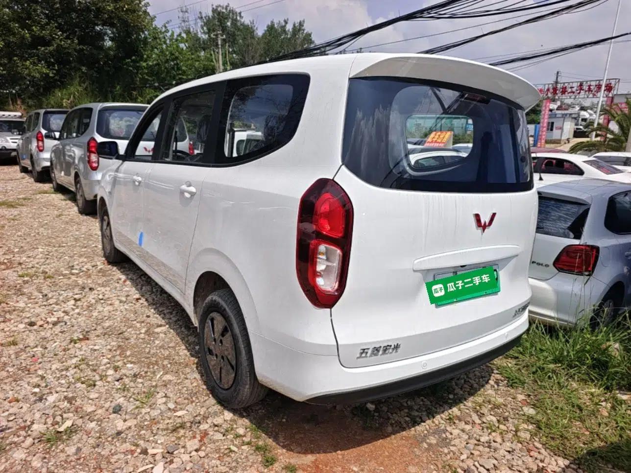 Wuling Hongguang New Energy 2025 Extended-Range Hybrid 50KM Comfort Version — миниатюра 4