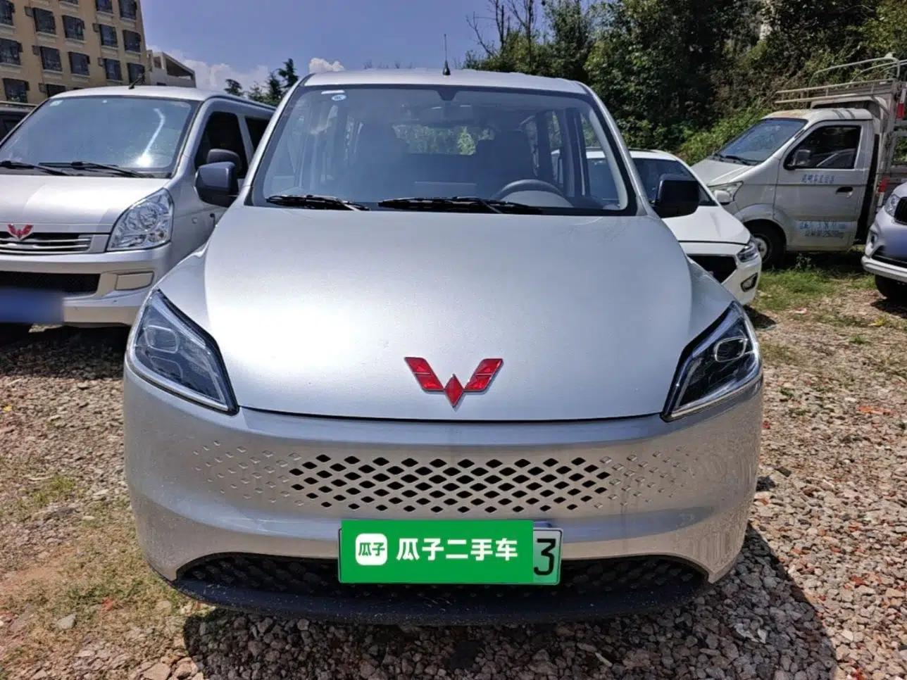 Wuling Hongguang New Energy 2025 Extended-Range Hybrid 50KM Comfort Version — миниатюра 2