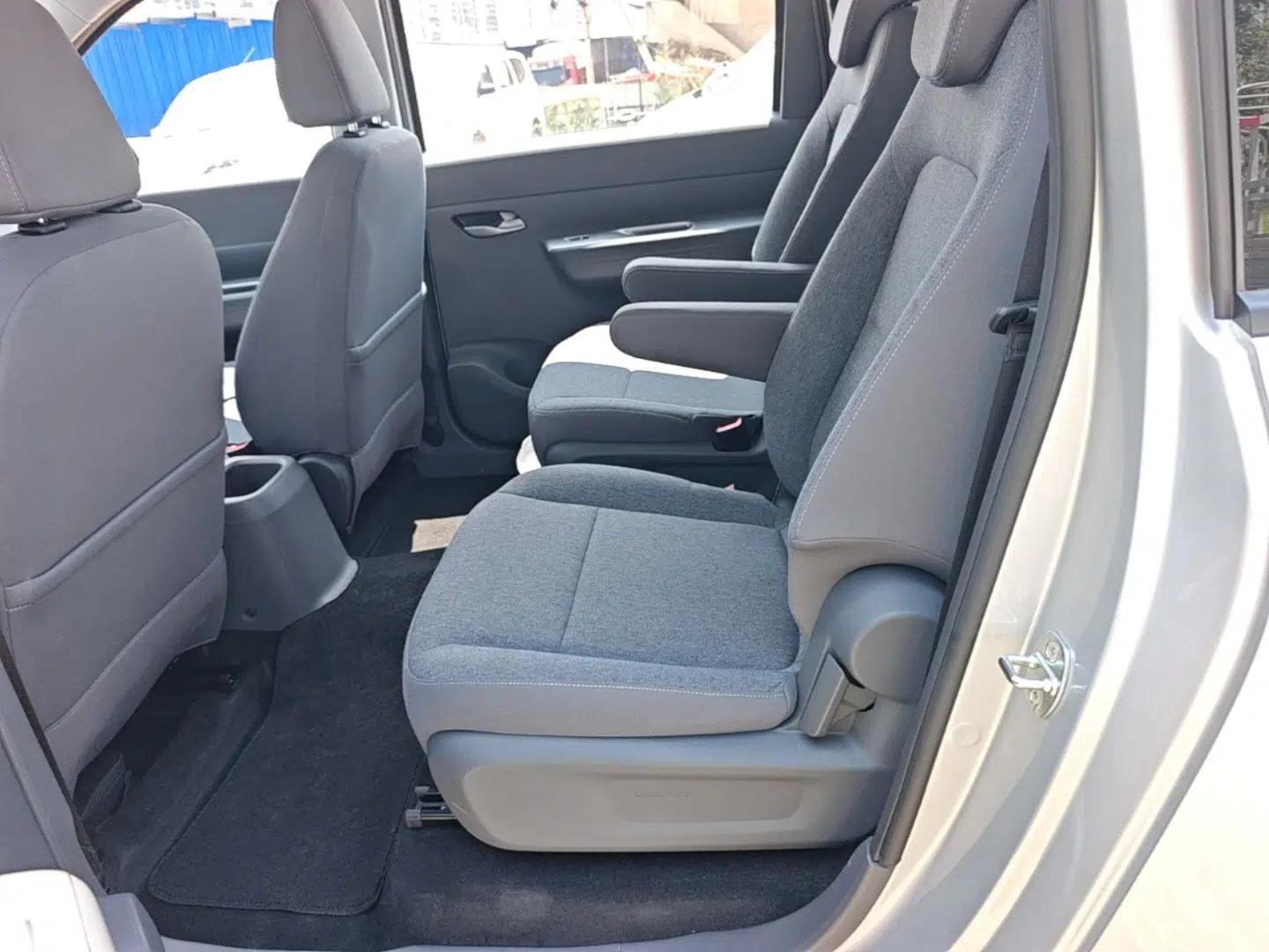 Wuling Hongguang New Energy 2025 Extended-Range Hybrid 50KM Comfort Version — миниатюра 20