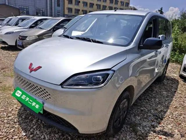 Wuling Hongguang New Energy 2025 Extended-Range Hybrid 50KM Comfort Version