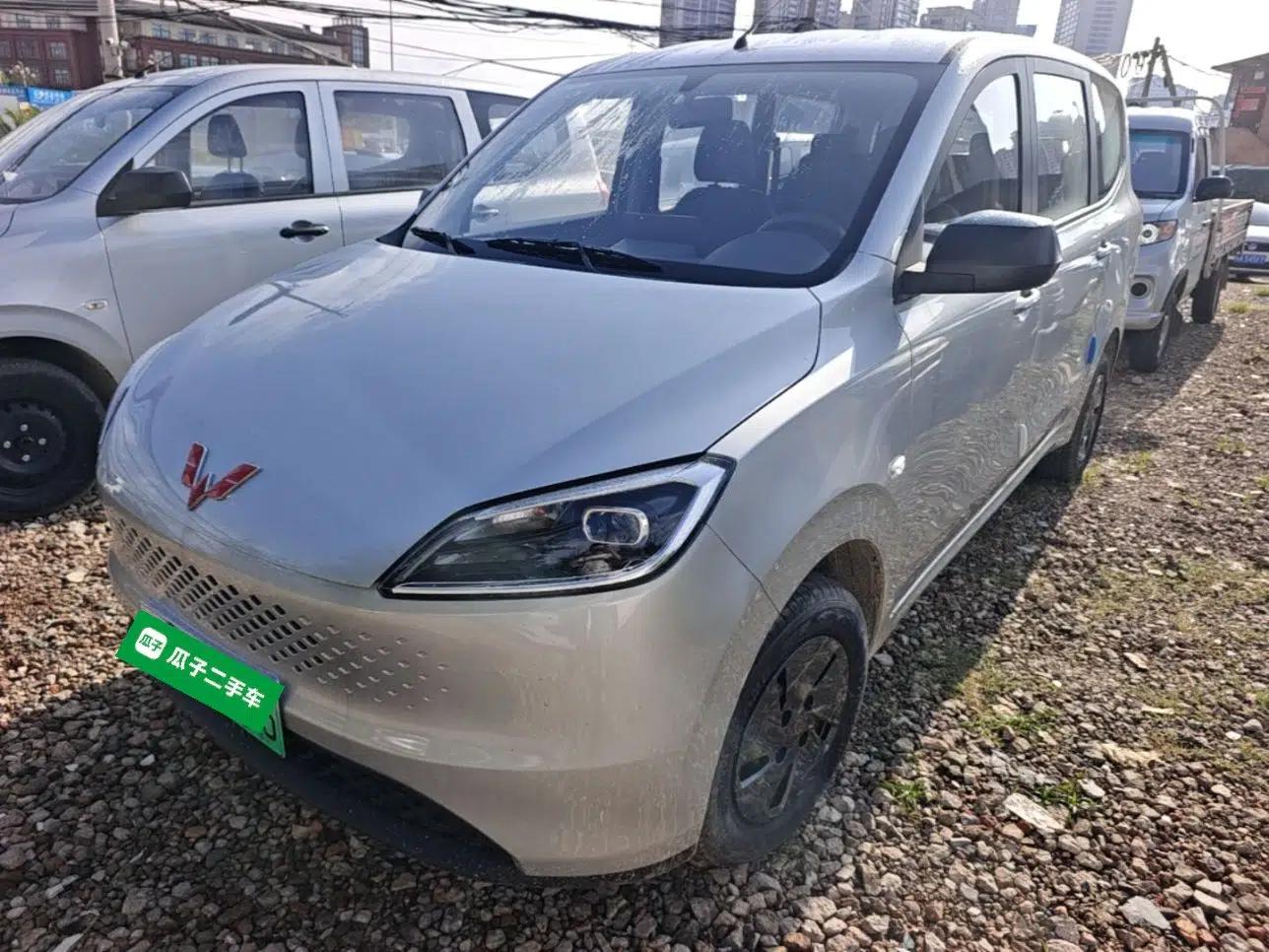 Wuling Hongguang New Energy 2025 Extended-Range Hybrid 50KM Comfort Version — миниатюра 1