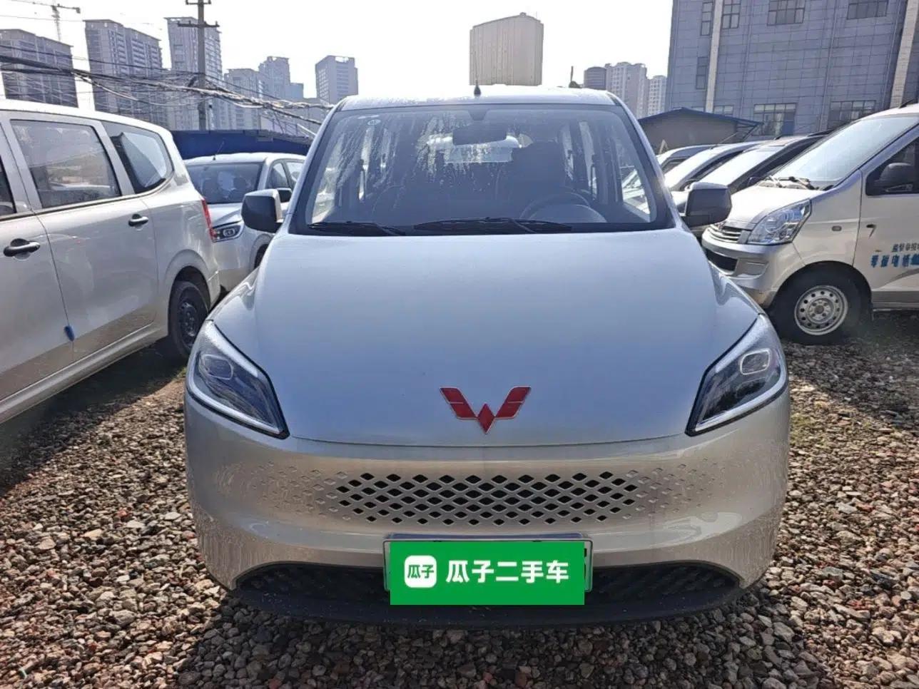 Wuling Hongguang New Energy 2025 Extended-Range Hybrid 50KM Comfort Version — миниатюра 2