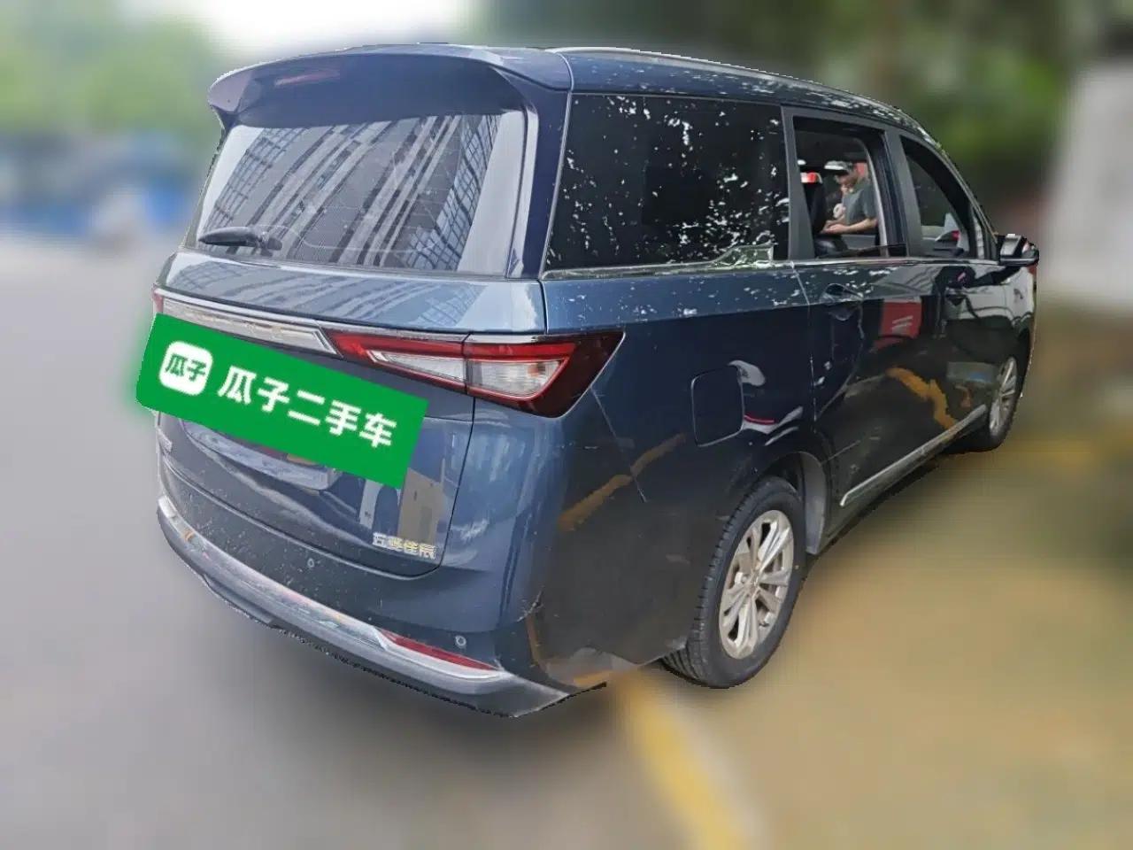 Wuling Jiachen 2022 1.5T CVT Smart Luxury Version — миниатюра 6