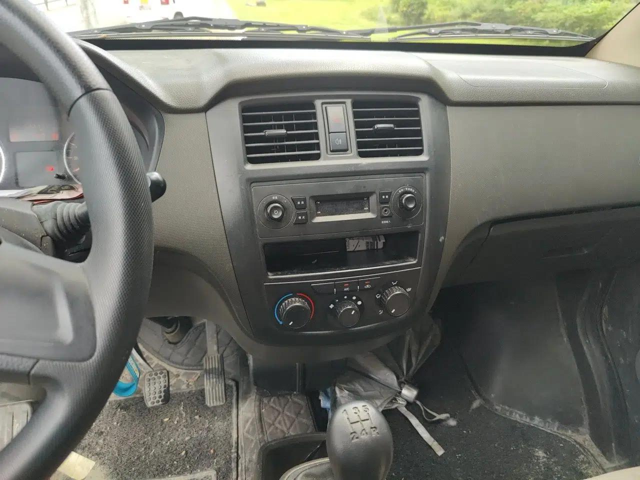 Wuling Rongguang S 2023 1.5L Base Version 5/7 Seats — миниатюра 13