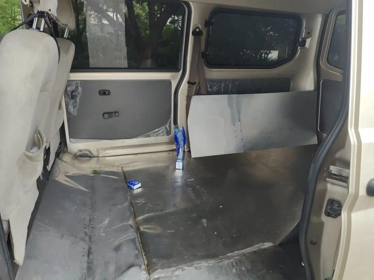 Wuling Rongguang S 2023 1.5L Base Version 5/7 Seats — миниатюра 17