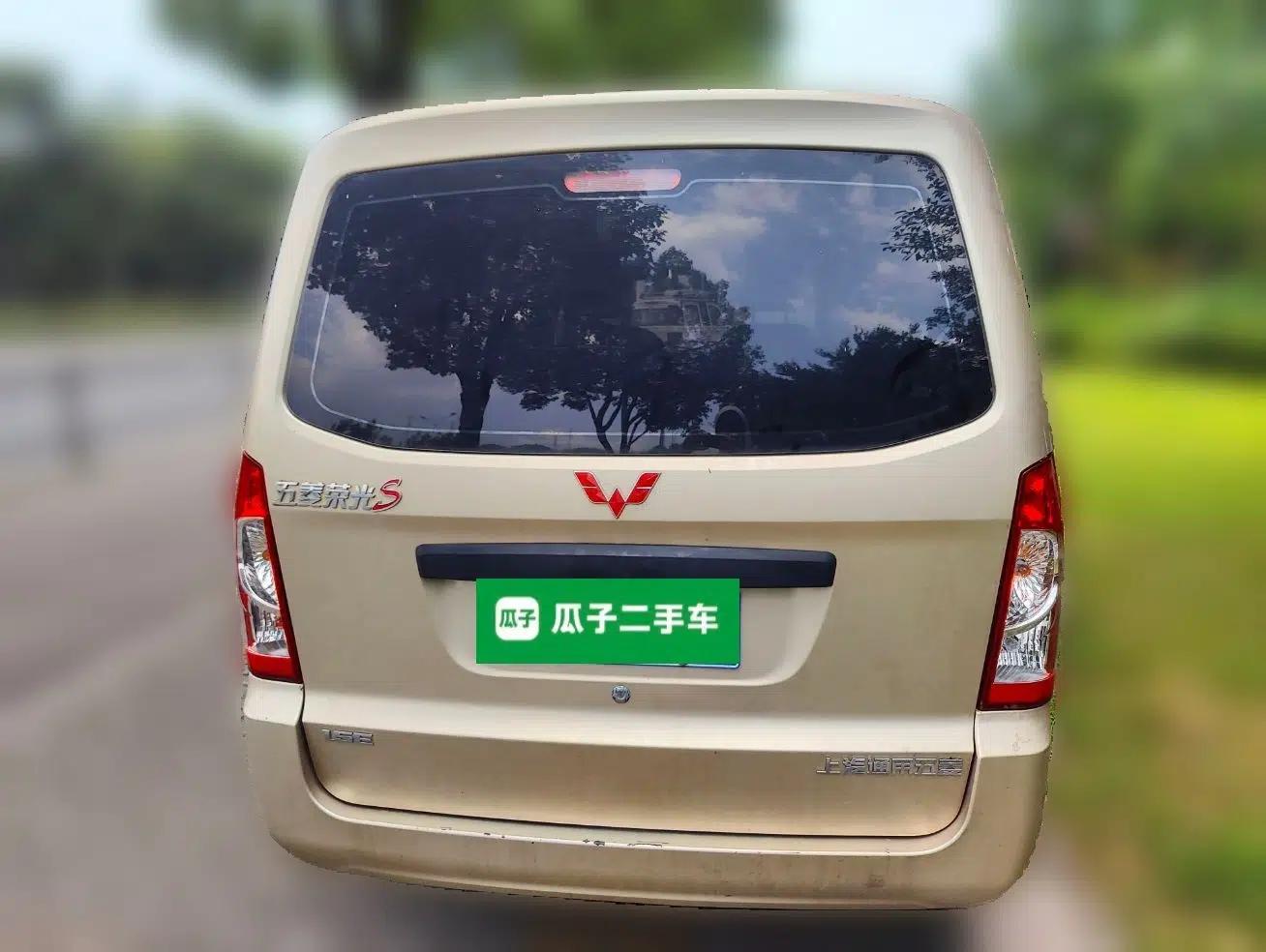 Wuling Rongguang S 2023 1.5L Base Version 5/7 Seats — миниатюра 5