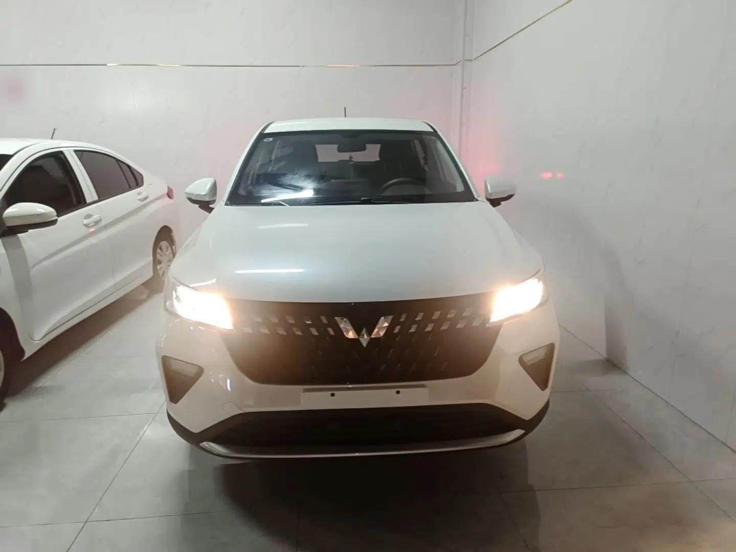 Wuling Alvez 2022 1.5L Manual Free-Style Model — миниатюра 2