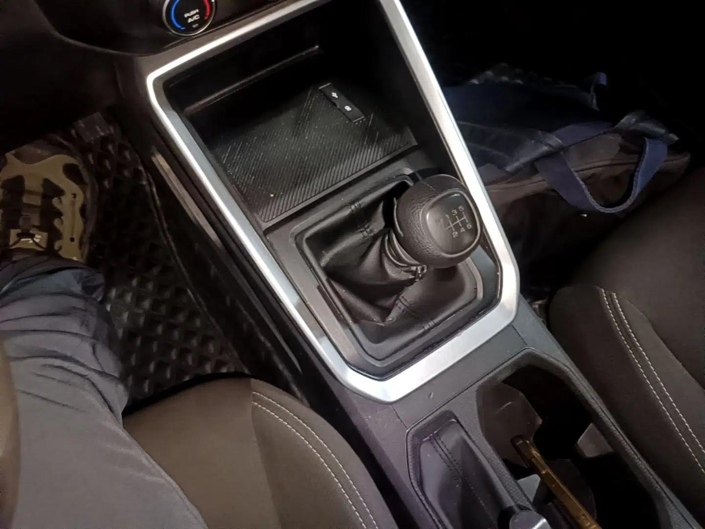 Wuling Alvez 2022 1.5L Manual Free-Style Model — миниатюра 16