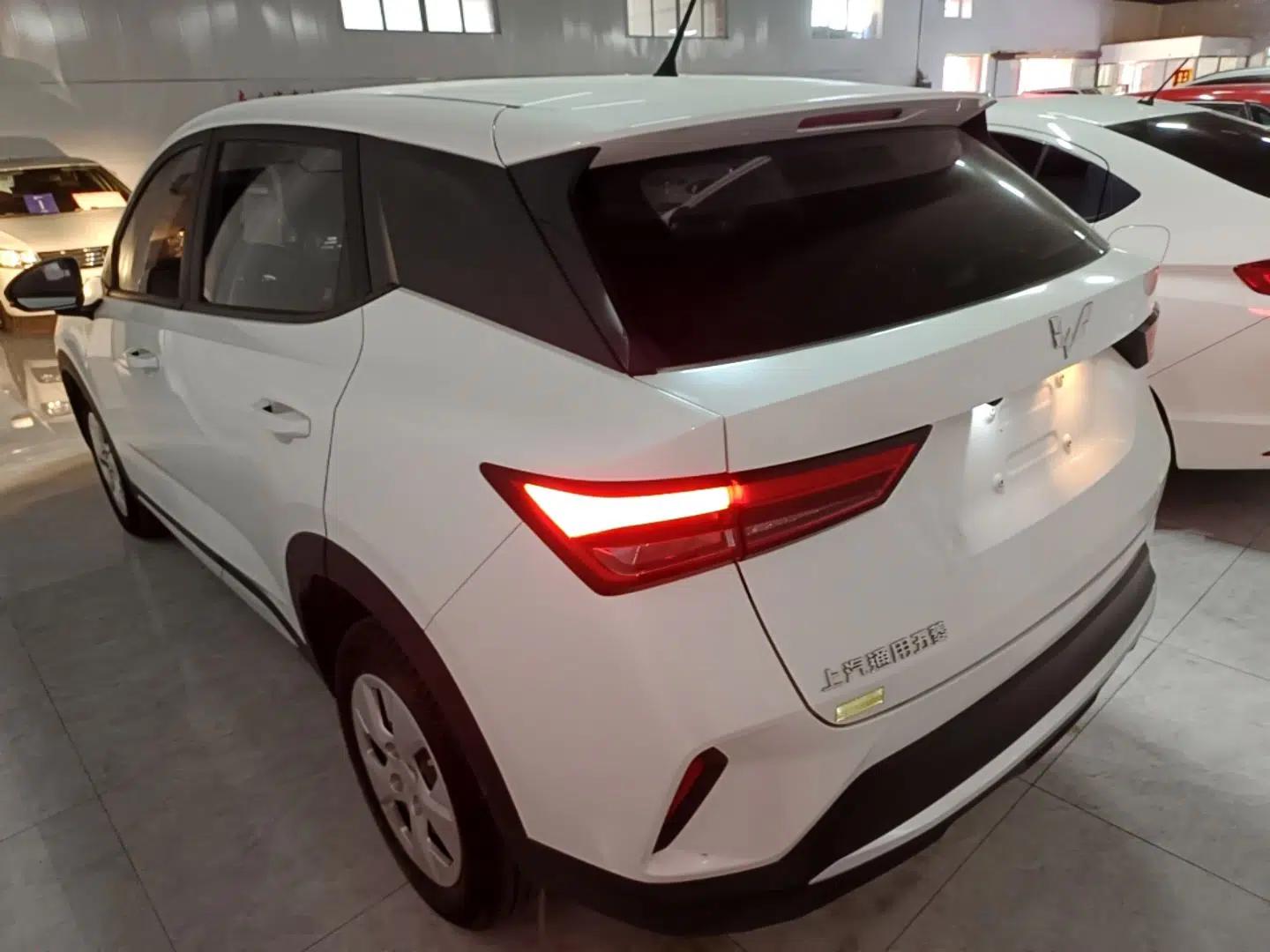 Wuling Alvez 2022 1.5L Manual Free-Style Model — миниатюра 4