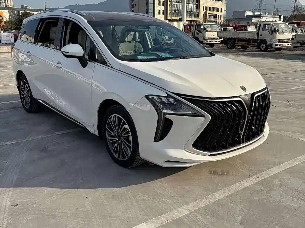 Fengxing Yacht 2022 1.5T DCT Wave Chaser Edition — миниатюра 3