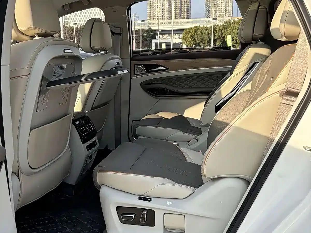 Fengxing Yacht 2022 1.5T DCT Wave Chaser Edition — миниатюра 6
