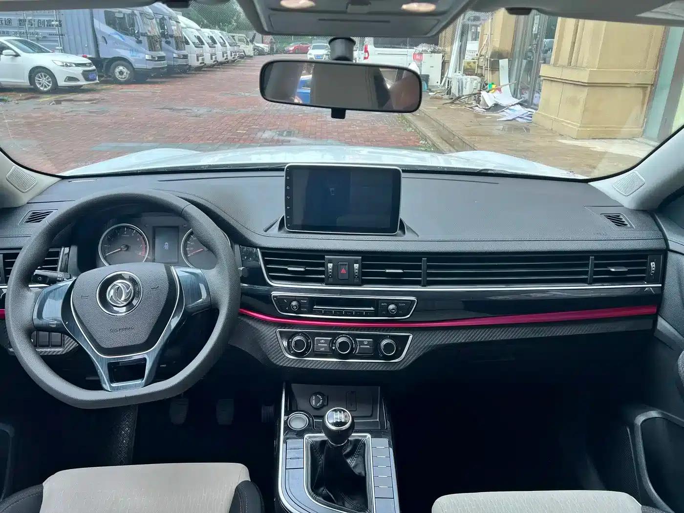 Fengxing T5 2020 1.6L Manual Comfort Model (China VI Emission Standard) — миниатюра 13