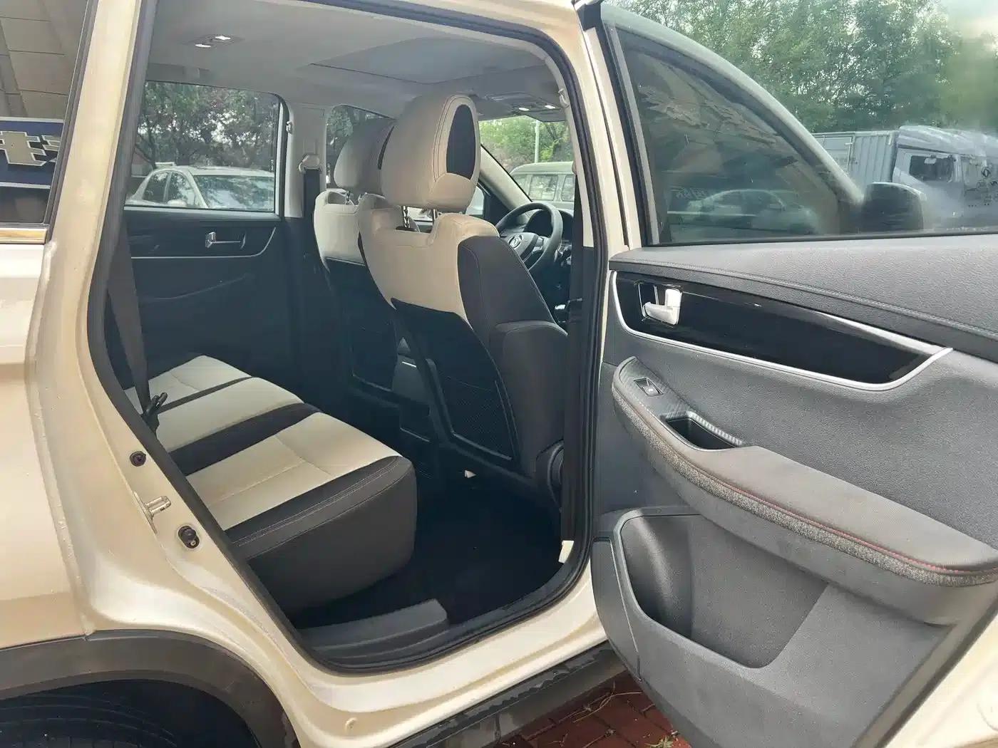Fengxing T5 2020 1.6L Manual Comfort Model (China VI Emission Standard) — миниатюра 10