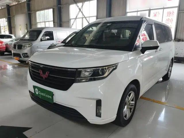 Wuling Zhengcheng 2021 1.5T Manual Luxury Version