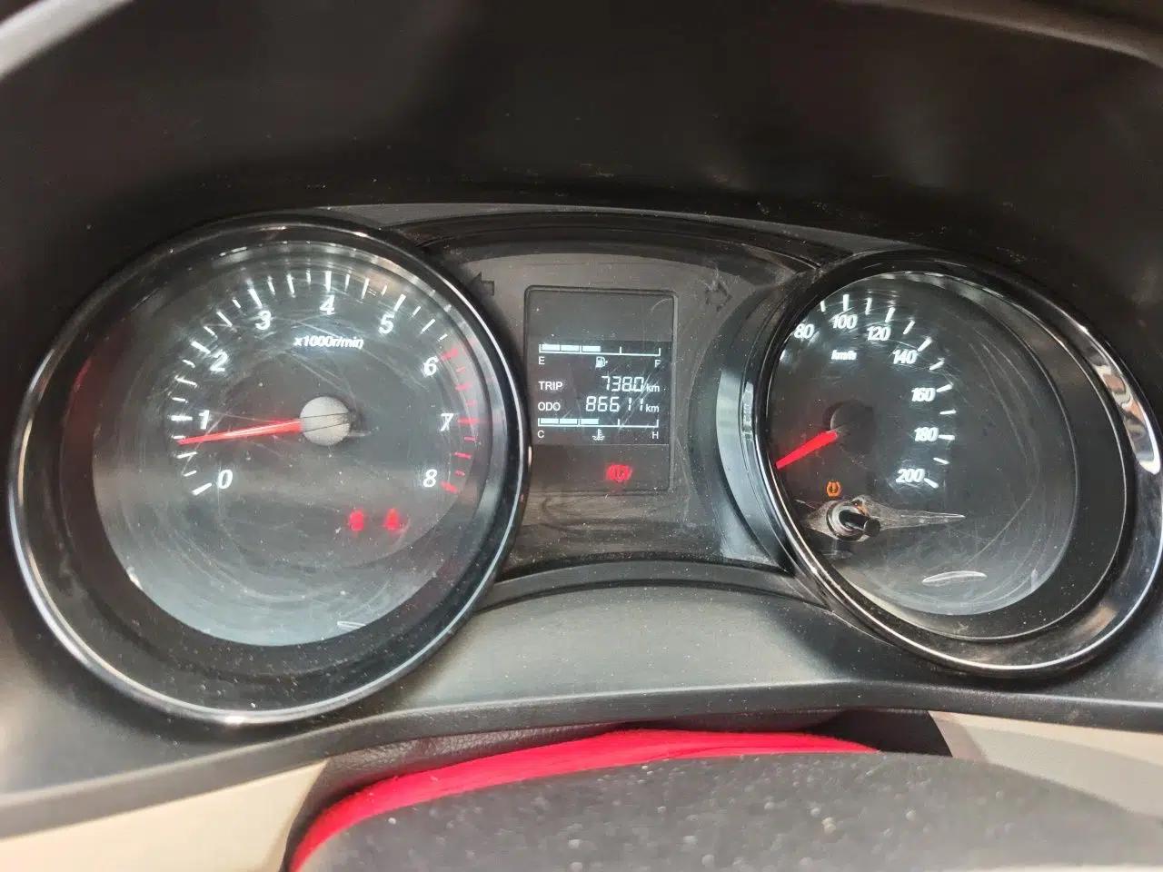Wuling Zhengcheng 2021 1.5T Manual Comfort Version — миниатюра 12