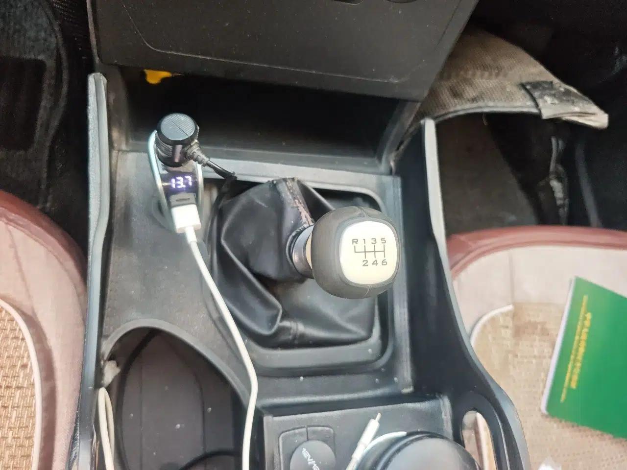 Wuling Zhengcheng 2021 1.5T Manual Comfort Version — миниатюра 14